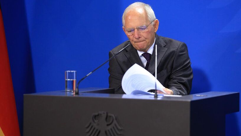 Schäuble avisa que decisão do TC alemão pode pôr a Zona Euro em causa 