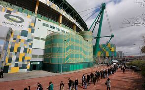 Sporting passa de lucros a perdas no primeiro trimestre