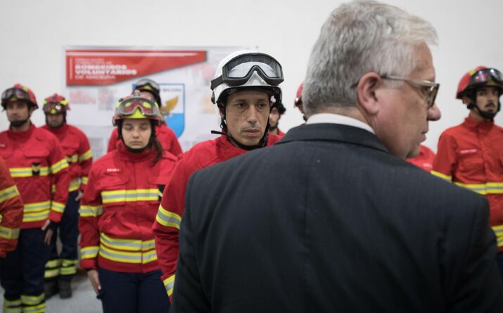 Bombeiros profissionais