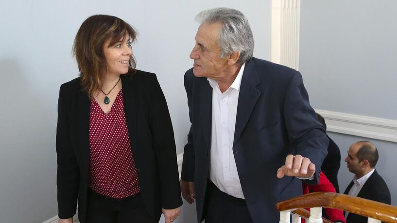 PCP e Bloco desafiam Governo no Parlamento