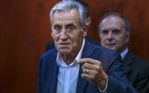 PCP dará contributos mas programa e orçamentos são 'responsabilidade do PS'