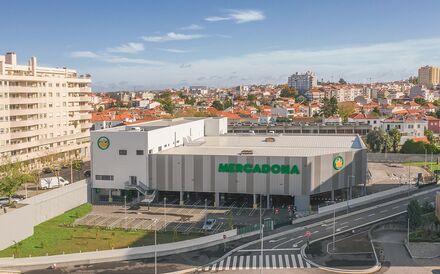 Mercadona abre o primeiro supermercado na cidade do Porto