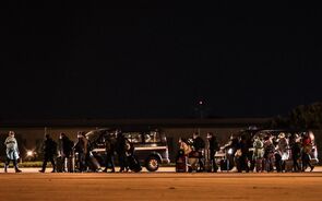 Avião que transportou portugueses retirados de Wuhan chegou às 20:30 a Lisboa