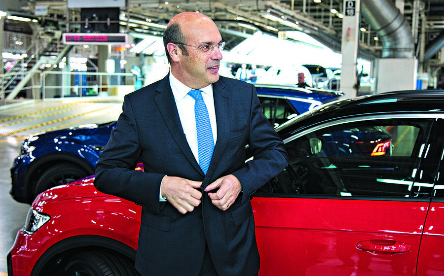 O Bloco insiste para que o Governo dê a conhecer a avaliação ao PER ou então que proceda à mesma.