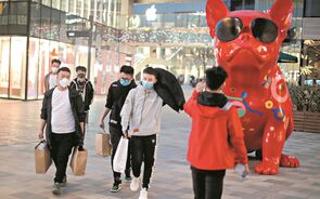 Porque mata a covid-19 muito menos no Oriente? 