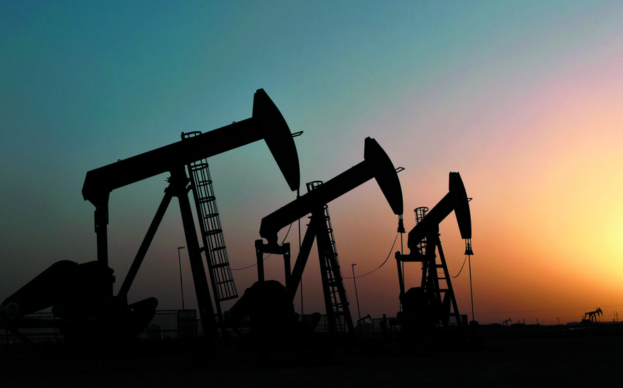 As exploradoras de petróleo de xisto nos EUA enfrentam riscos acrescidos com a “guerra de preços” iniciada pelos sauditas.