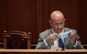 Covid-19 agrava défice orçamental em 2.550 milhões