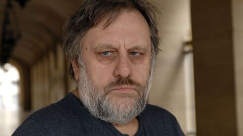 Žižek quer salvar-nos de não aprendermos nada com a pandemia