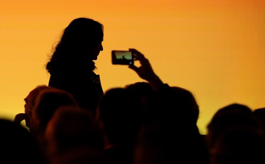 O cenário de encerramento dos hipermercados de Isabel dos Santos é um problema para o Governo.