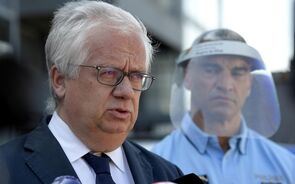 Governo alarga inquérito a maus tratos no aeroporto depois de novas denúncias de violência