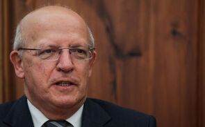 Santos Silva lamenta exclusão do continente do corredor aéreo britânico