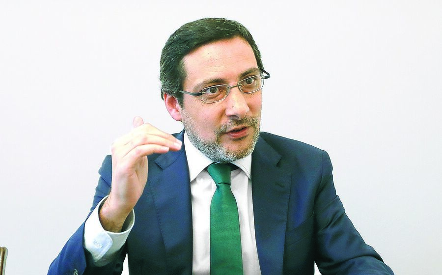 O secretário de Estado dos Assuntos Fiscais, António Mendonça Mendes, veio ontem clarificar o alcance da suspensão dos pagamentos por conta.