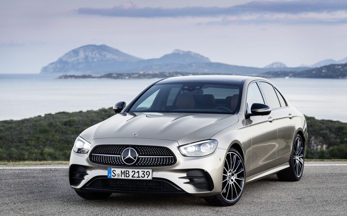 4.º Mercedes-Benz