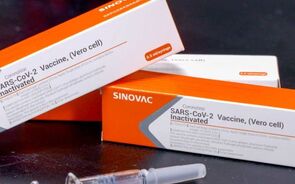 Regulador brasileiro autoriza reinício dos testes da vacina chinesa CoronaVac
