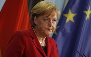 Merkel: Alemanha atravessa 'nova pandemia' com vírus 'mais letal e contagioso'
