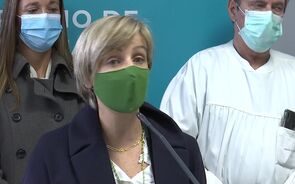 Lares começam vacinação em janeiro, mas só aqueles sem surtos ativos