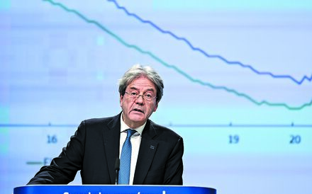 Presidência da UE: Gentiloni confiante no início do desembolso de fundos antes do verão