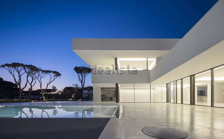 4. Mansão contemporânea em Vilamoura