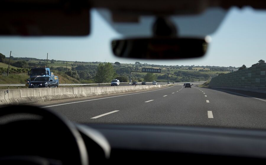 A Contribuição do Serviço Rodoviário foi criada para ser uma contrapartida pela utilização da rede rodoviária.