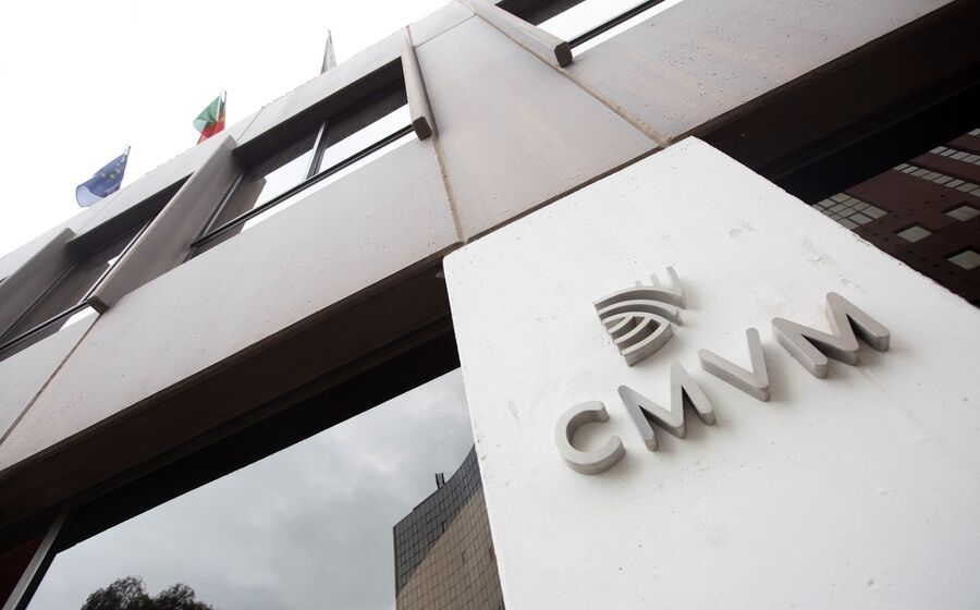 As auditoras estão a investir pouco em tecnologia, cibersegurança e formação. Honorários também estão baixos, revela relatório do supervisor.